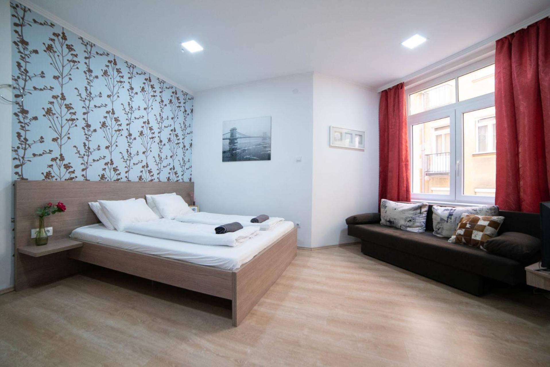 Seasons Design Rooms بودابست المظهر الخارجي الصورة
